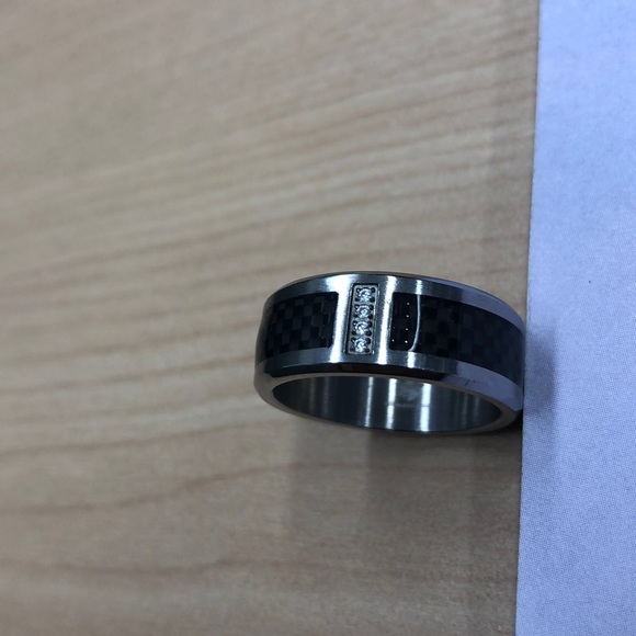 Ring - Picture 4 of 5